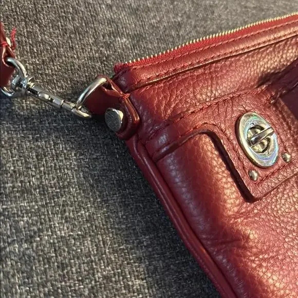 Pelle Studio Red Leather Crossbody Bag with Adjustable Strap Excellent condition - Picture 10 of 10